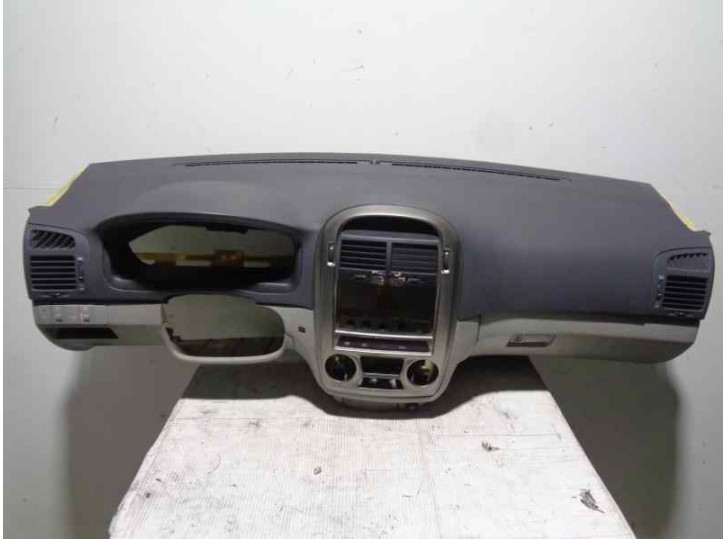 Replacement dashboard for Kia Cerato 2.0 turbodiesel cat OEM IAM reference DARK GREY AND LIGHT GREY 