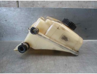 Replacement power steering reservoir for Peugeot 306 Saloon 3/4/5 doors (S2) 1.9 Diesel OEM IAM reference 9612140880D 
