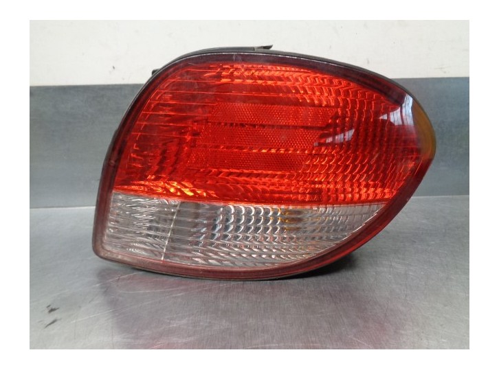 Replacement rear right light for Hyundai Coupe (RD) 2.0 16V CAT OEM IAM reference 9240227510 