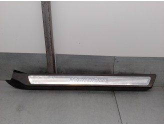 Recambio de molduras delanteras para mercedes-benz clase clk (w207) coupe 350 cdi blueefficiency (207.322) referencia OEM IAM A2