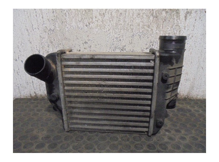 Recambio de intercooler para audi a6 berlina (4f2) 2.7 v6 24v tdi referencia OEM IAM 4F0145805E JDEUS