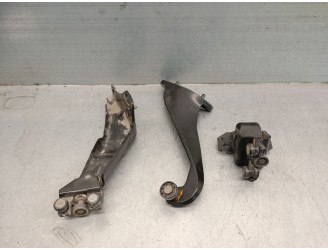 Recambio de bisagra puerta para peugeot partner kombi 1.6 16v hdi cat referencia OEM IAM 9680486780J  