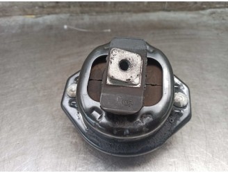 Recambio de soporte motor delantero para bmw serie 7 (e65/e66) 3.0 24v cat referencia OEM IAM 68623513 