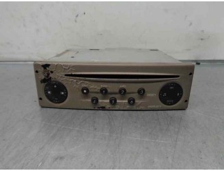 Recambio de sistema audio / radio cd para renault twingo 1.5 dci diesel referencia OEM IAM 8200446233B 