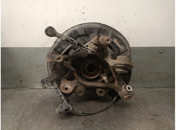 Recambio de mangueta trasera derecha para bmw 1 (f20) 118 d referencia OEM IAM 33326792516 33326792516 