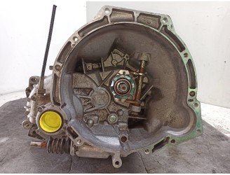 Recambio de caja cambios para ford fiesta berl./courier 1.3 cat (endura-e) referencia OEM IAM 89WTGB F0F1J18 