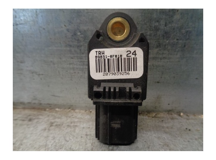 Recambio de sensor impacto para toyota verso 2.0 d-4d cat referencia OEM IAM 898310F010 