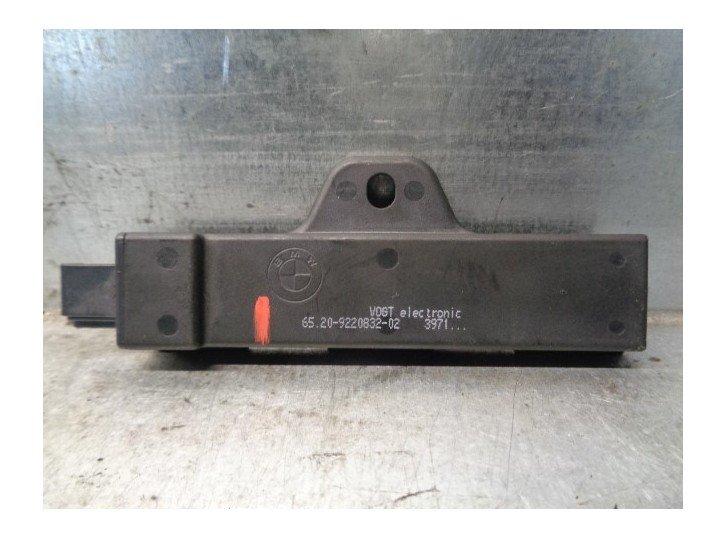 Recambio de antena para mini f60 countryman 16v referencia OEM IAM 6520922083202 