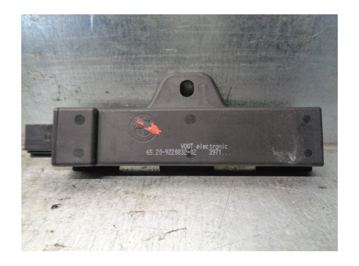 Recambio de antena para mini f60 countryman 16v referencia OEM IAM 6520922083202  