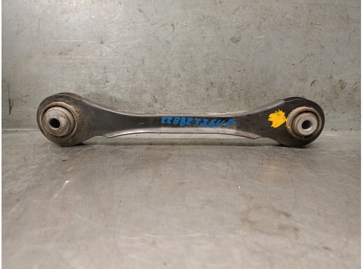 Recambio de brazo suspension superior trasero izquierdo para bmw 1 (f20) 118 d referencia OEM IAM 6792519 33326792533 