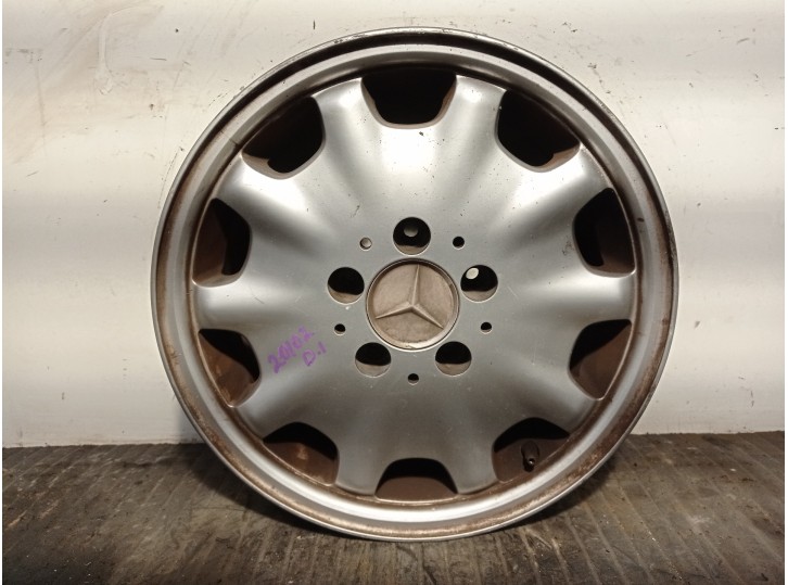 Recambio de llanta para mercedes-benz clase e (w210) berlina 2.3 16v cat referencia OEM IAM A2104010102 R157JX15H2ET37 