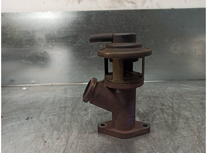 Recambio de valvula egr para citroën xantia berlina 2.0 hdi cat (rhy / dw10td) referencia OEM IAM 084044 