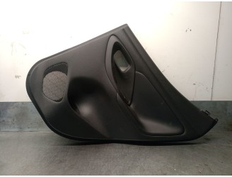 Recambio de guarnecido puerta trasera derecha para toyota yaris (_p21_, _pa1_, _ph1_) 1.5 hybrid (mxph11) referencia OEM IAM 676