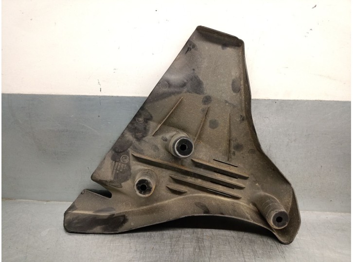 Recambio de moldura para bmw x1 (u11) sdrive 18 d referencia OEM IAM 51756897718 51756897718 