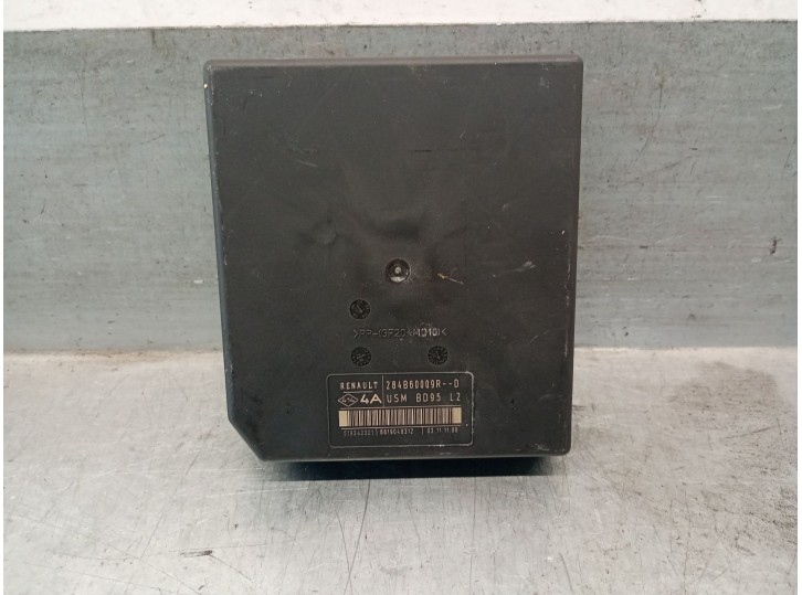 Recambio de caja reles / fusibles para renault megane iii coupé (dz0/1_) 1.5 dci (dz0b) referencia OEM IAM 284B60009R 