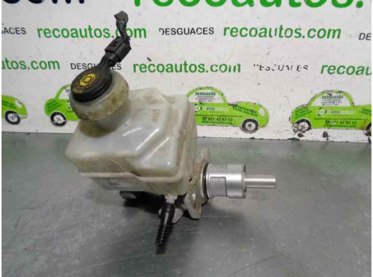 Recambio de bomba freno para land rover discovery 2.7 td v6 cat referencia OEM IAM SJJ500030  
