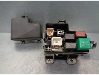 Recambio de caja reles / fusibles para lexus gs300 (jzs160) 3.0 24v cat referencia OEM IAM 8274030280  