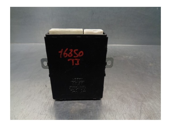 Recambio de centralita cierre para lexus gs300 (jzs160) 3.0 24v cat referencia OEM IAM 8922430010 1233006062 DENSO