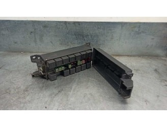 Recambio de caja reles / fusibles para chrysler voyager (gs) 2.4 cat referencia OEM IAM 04868093AA  