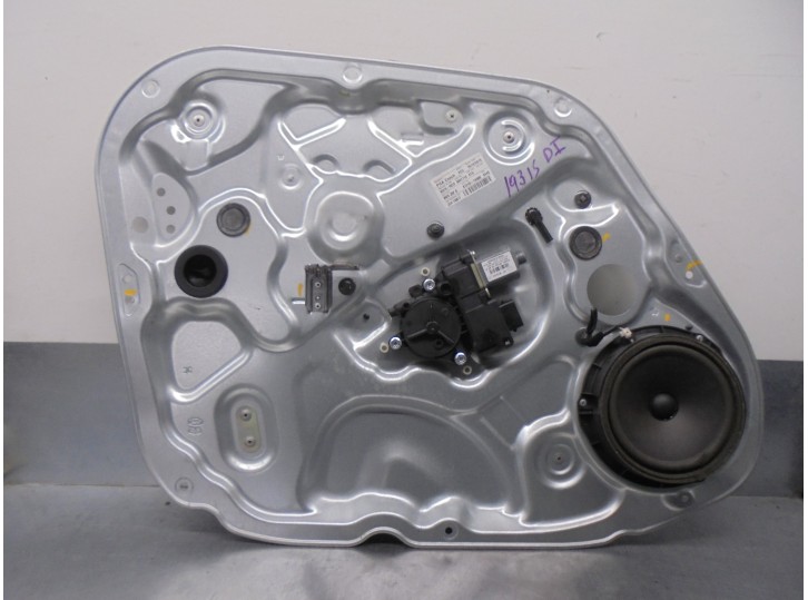 Recambio de elevalunas delantero izquierdo para hyundai ix20 1.4 crdi cat referencia OEM IAM 824501P010 6 PINES 5 PUERTAS