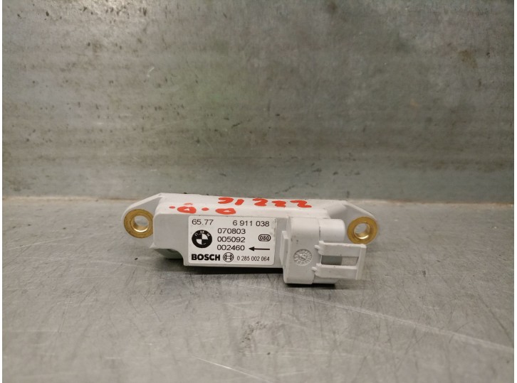 Recambio de sensor impacto para bmw x5 (e53) 3.0 d referencia OEM IAM 65776911038 0285002064 BOSCH