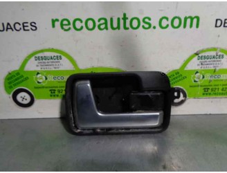 Recambio de maneta interior delantera derecha para land rover discovery 2.7 td v6 cat referencia OEM IAM FVC500126 FVC500146 