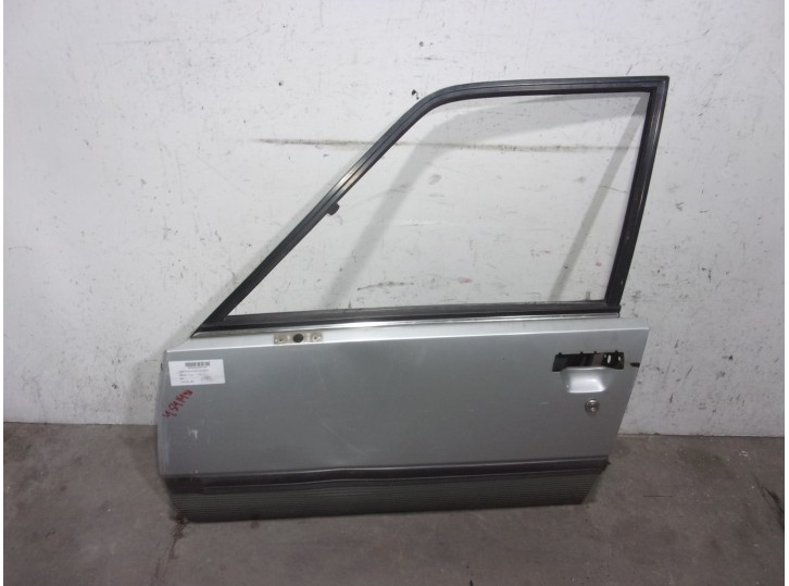 Recambio de puerta delantera izquierda para renault 18 2.0 referencia OEM IAM 4541440 GRIS 5 PUERTAS