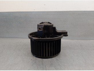 Replacement heater motor for Kia Rio II (JB) 1.4 16V OEM IAM reference 971131G000 