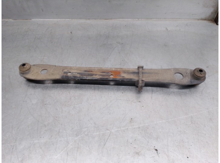 Recambio de brazo suspension inferior trasero izquierdo para renault 18 2.0 referencia OEM IAM 4541487 
