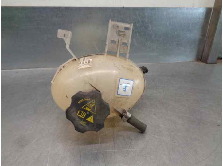 Recambio de deposito expansion para fiat 500 x (334) 1.6 16v cat referencia OEM IAM 00520527670  