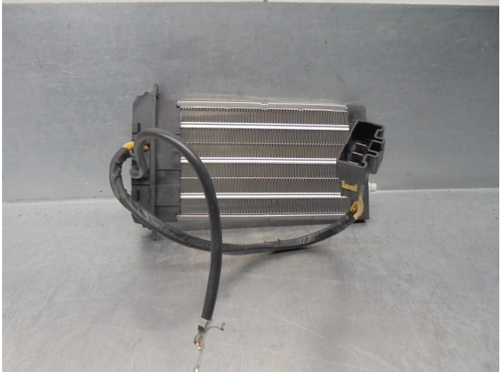 Recambio de resistencia calefaccion para hyundai ix20 1.4 crdi cat referencia OEM IAM 13A09G046  