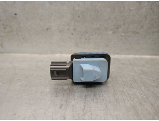 Recambio de sensor airbag para toyota yaris (_p21_, _pa1_, _ph1_) 1.5 hybrid (mxph11) referencia OEM IAM 8983A0D011 8983A0D011 