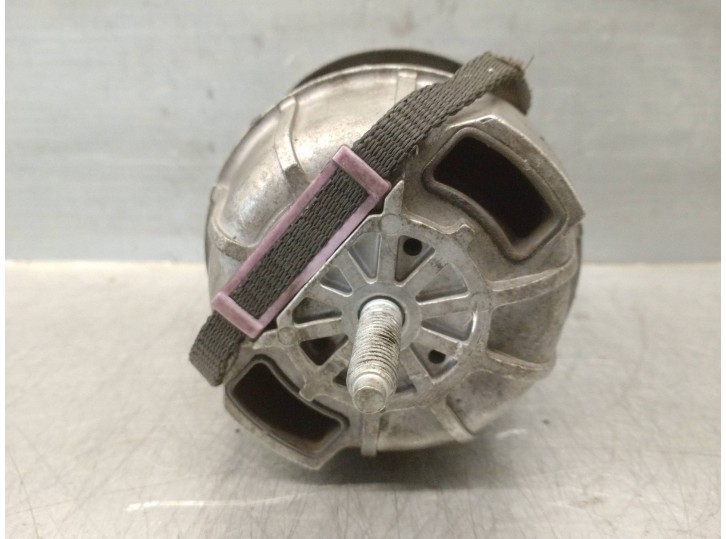 Recambio de soporte motor izquierdo para jaguar s-type 2.7 v6 diesel cat referencia OEM IAM 4R836A003CB 