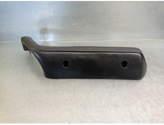 Replacement central armrest for Renault 18 2.0 OEM IAM reference 4541509 