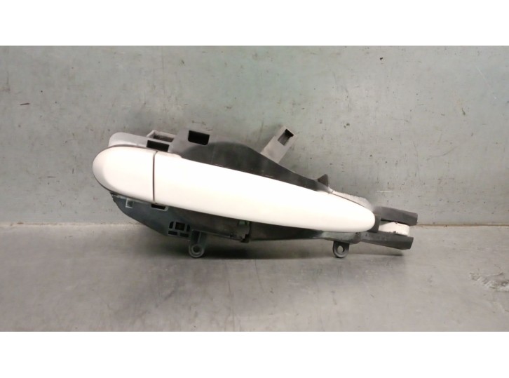 Recambio de maneta exterior delantera derecha para bmw 3 coupé (e92) 320 d referencia OEM IAM 51217207562 51217207562 