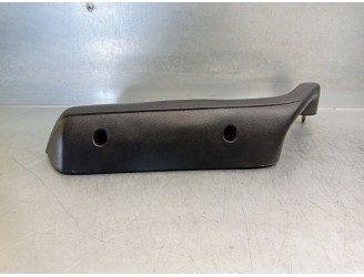 Recambio de apoyabrazos central para renault 18 2.0 referencia OEM IAM 4541510 