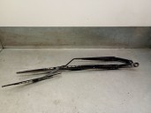 Recambio de brazo limpia delantero derecho para nissan tiida hatchback (c11) 1.5 dci referencia OEM IAM 28881EM30A 28886EL000 