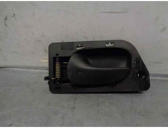 Recambio de maneta interior trasera izquierda para renault laguna (b56) 2.0 referencia OEM IAM 7700823286 7700821371 5 PUERTAS