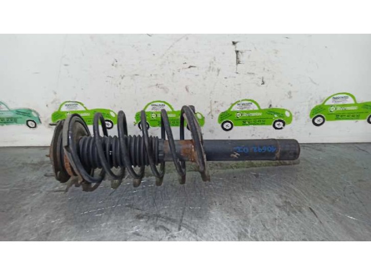 Recambio de amortiguador delantero izquierdo para peugeot 205 berlina 1.4 referencia OEM IAM 