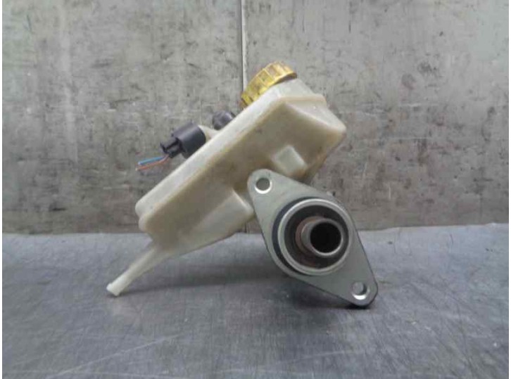 Replacement brake master cylinder for Seat Cordoba Saloon (6K2) 1.9 TDI OEM IAM reference 3A1698019 