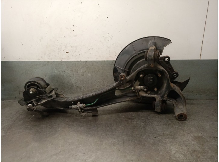 Recambio de mangueta trasera derecha para saab 9-5 (ys3e) 2.3 t referencia OEM IAM B235E B235E 