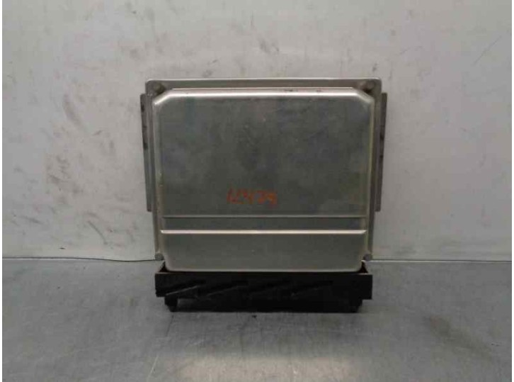 Recambio de centralita motor uce para volvo s60 berlina 2.4 diesel referencia OEM IAM 30637733A 0281010319 