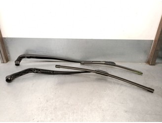 Recambio de brazo limpia delantero derecho para mazda cx-5 (ke, gh) 2.0 (keefw) referencia OEM IAM KD5367321A KD5367321A 