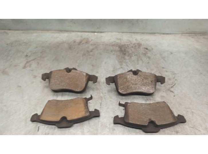 Recambio de pastillas de freno para opel astra h berlina 1.7 16v cdti referencia OEM IAM   