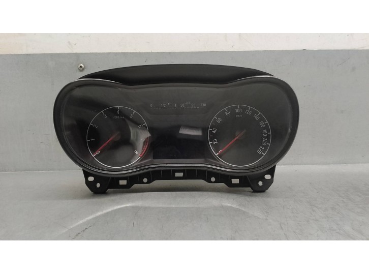 Recambio de cuadro instrumentos para opel corsa e 1.4 referencia OEM IAM 367030224 