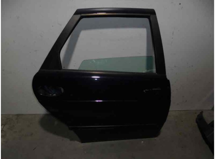 Replacement right rear door for Saab 900 sedan 2.0 CAT OEM IAM reference 4698825 BLUE 5 DOORS