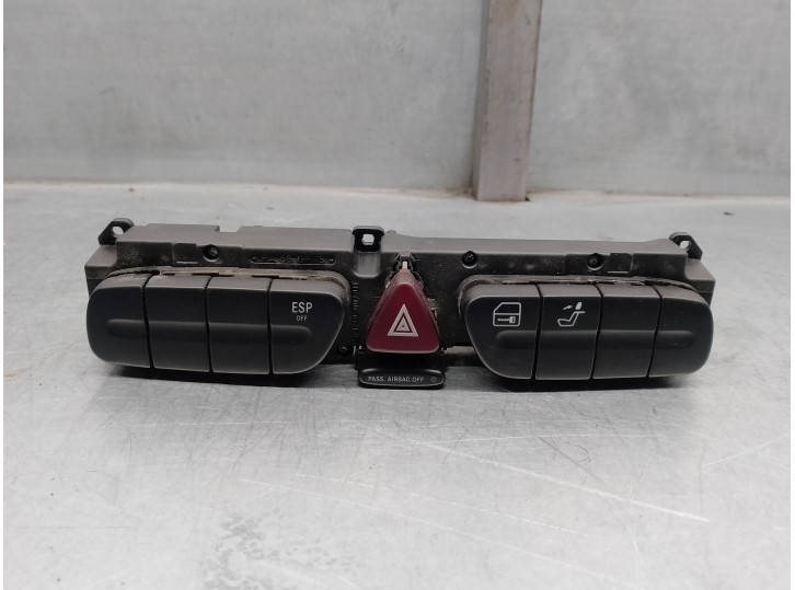 Recambio de warning para mercedes-benz clase c (w203) berlina 1.8 cat referencia OEM IAM 2038215679 3306010400 