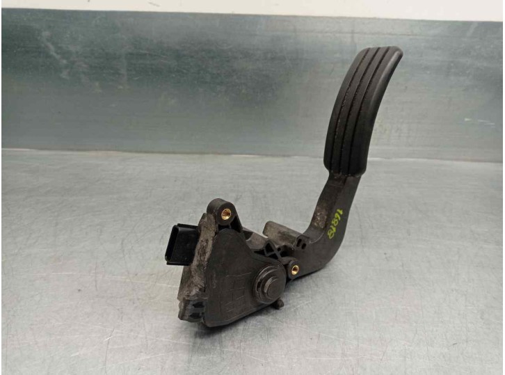 Recambio de potenciometro pedal para dacia lodgy 1.6 sce cat referencia OEM IAM 180023122R  