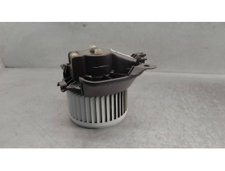 Recambio de motor calefaccion para opel corsa e 1.4 referencia OEM IAM 13335075  DENSO