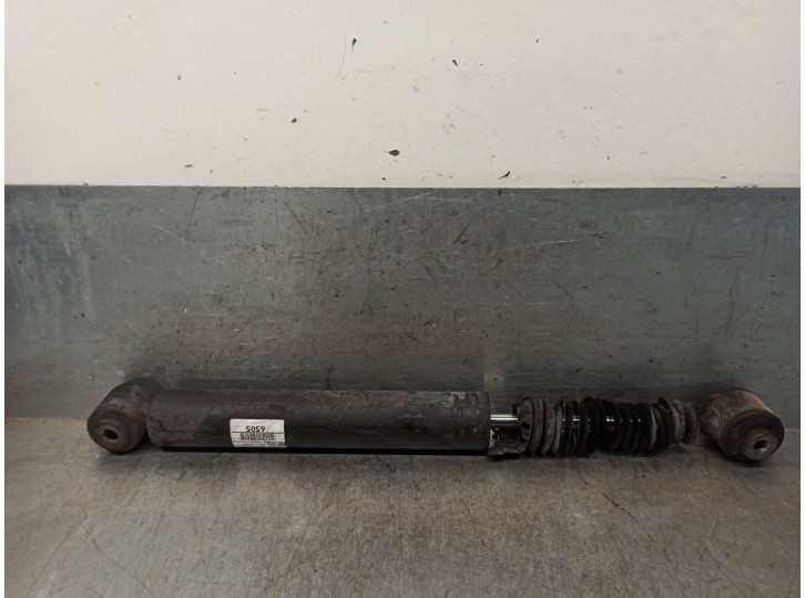 Recambio de amortiguador trasero derecho para peugeot 207 confort referencia OEM IAM 5206PZ  